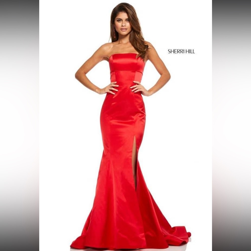 Sherri hill 2 red